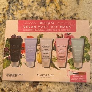 Vegan Wash Off Mask Set - Black, Purple, Pink, Green